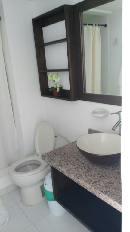 Apartamento En El Centro De San Andres Islas Con Vista Al Mar- Edificio Bay Point 703 Esterno foto